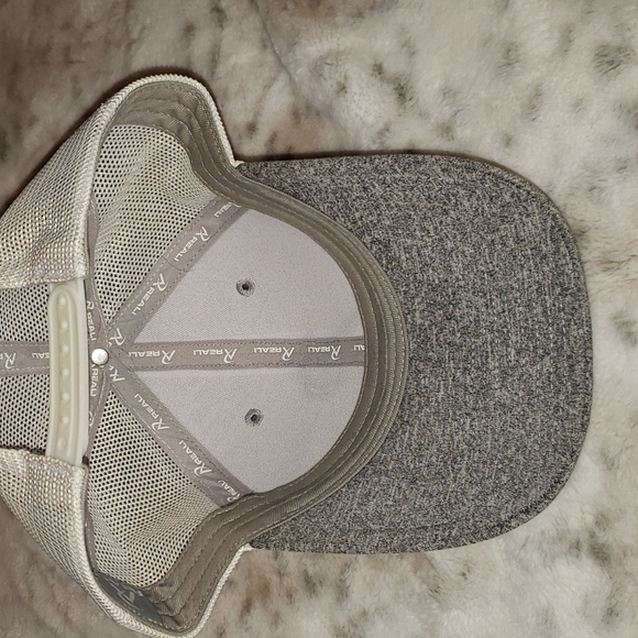 Reali Hat - Picture 3 of 6